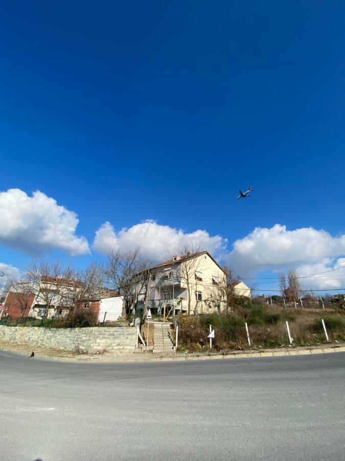 Triplex House Near The Airport Apartment Arnavutkoy Exterior photo