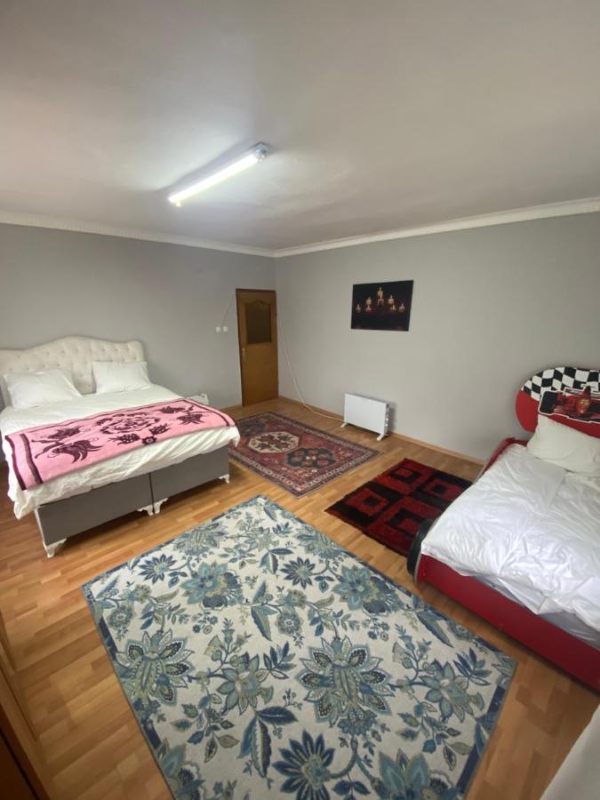 Triplex House Near The Airport Apartment Arnavutkoy Exterior photo